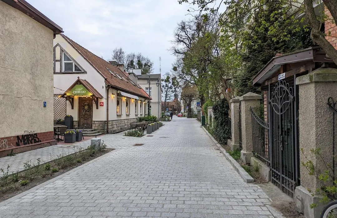 Studio Błękitny Wieloryb przy plaży, molo, idealny dla podróżników-1